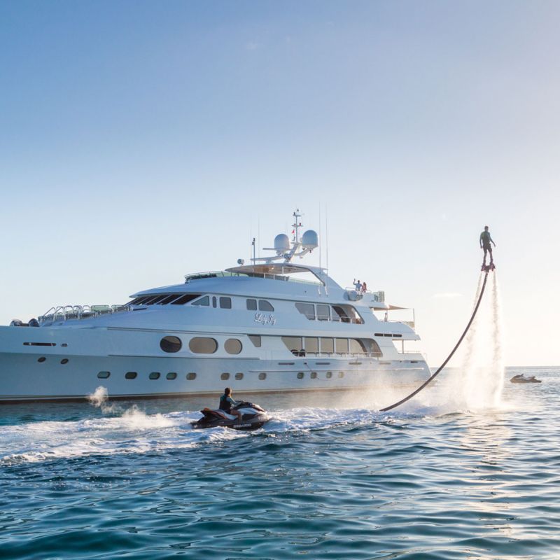 Cabinet d'avocats spécialisé en droit maritime, droit de la plaisance et droit des transports maritimes sur la Côte d'Azur : Marseille, Nice, Cannes, Monaco.